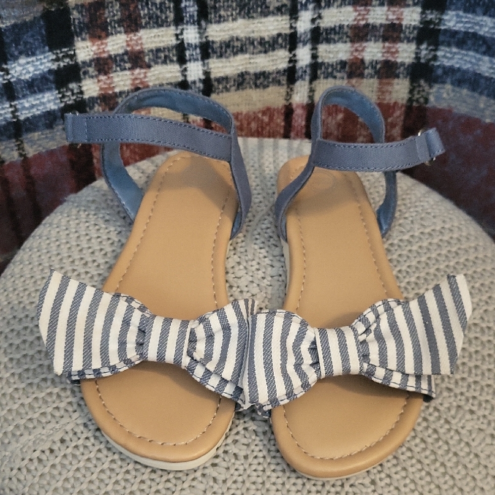 💚Wonder Nation Blue and White Striped Kids Sandals